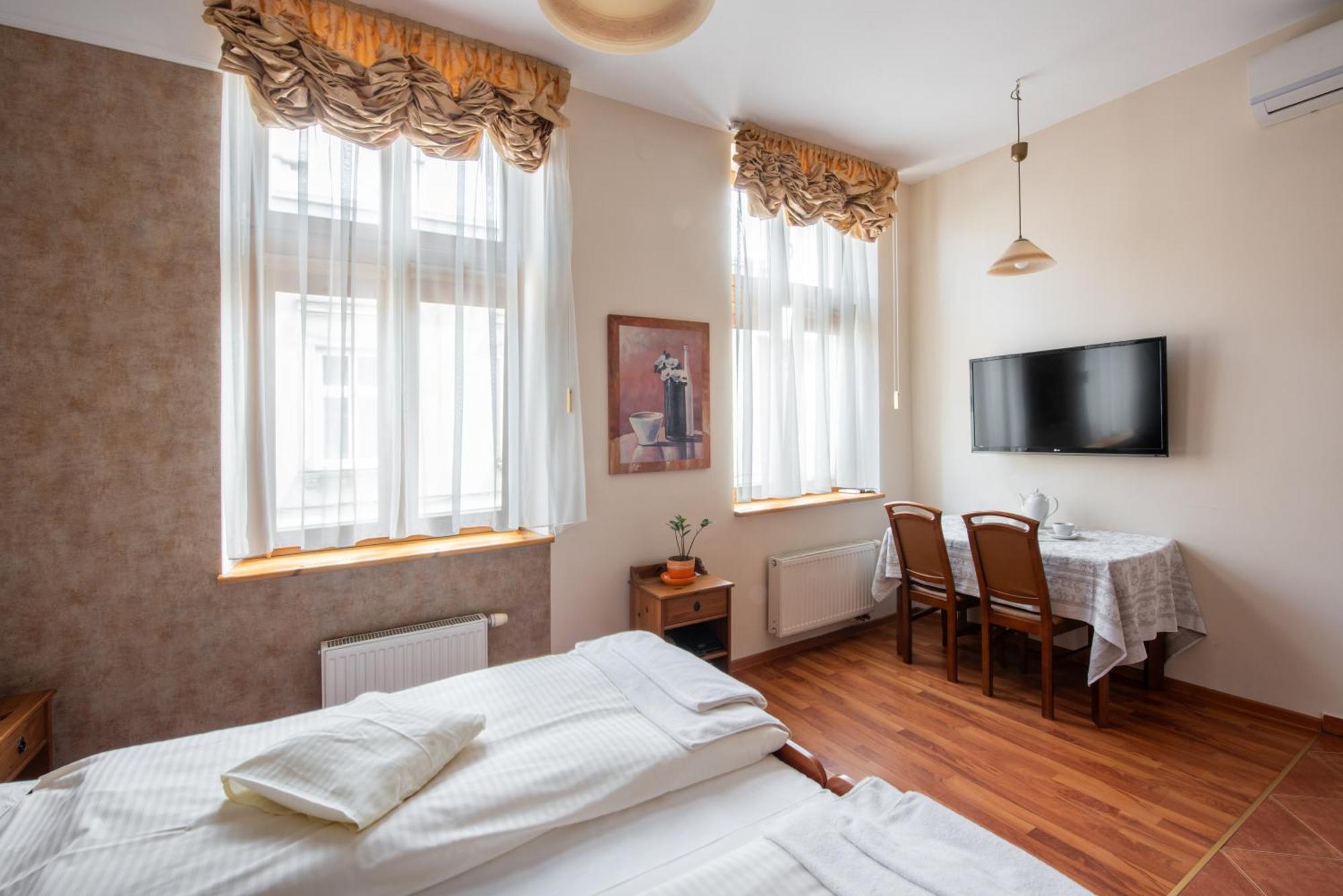 Kazimierz Secret Aparthotel Красков Екстериор снимка